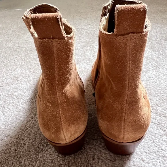 Marc Fisher Yarita Camel color Suede Leather Ankle Boots Size 8 - Picture 11 of 13